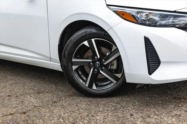 2024 Nissan Sentra SV Xtronic CVT