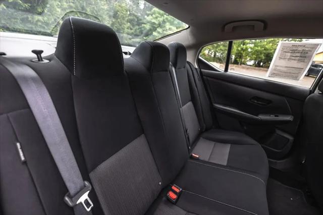 2024 Nissan Sentra SV Xtronic CVT