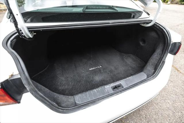 2024 Nissan Sentra SV Xtronic CVT