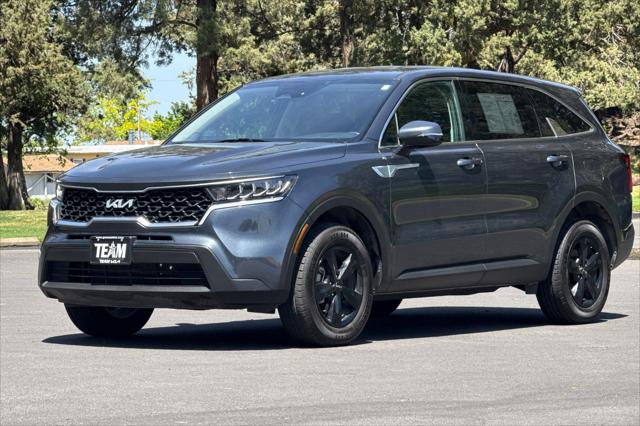 2023 Kia Sorento LX