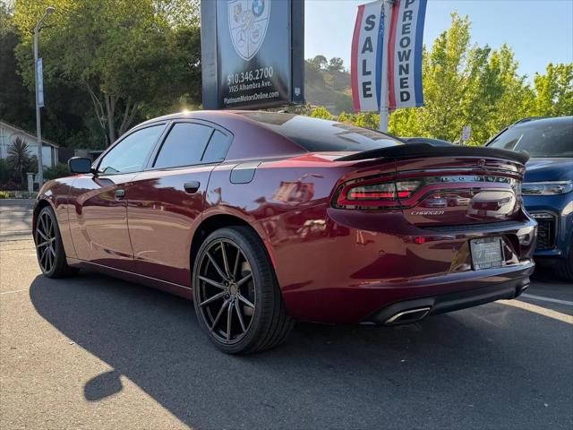 2020 Dodge Charger SXT RWD
