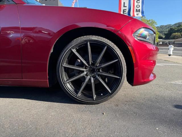 2020 Dodge Charger SXT RWD