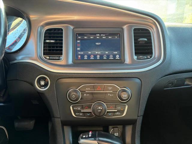 2020 Dodge Charger SXT RWD