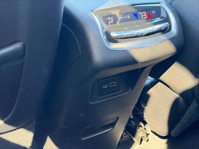 2022 Cadillac XT6 FWD Premium Luxury