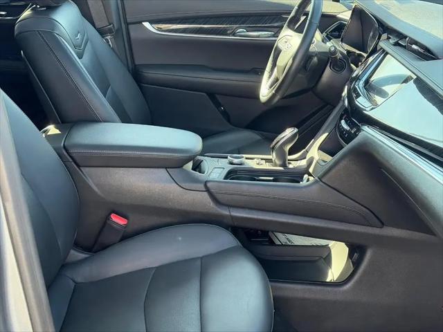 2022 Cadillac XT6 FWD Premium Luxury