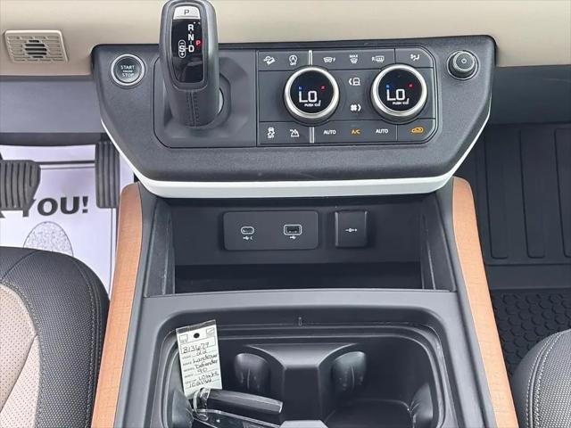 2022 Land Rover Defender 90 X-Dynamic S