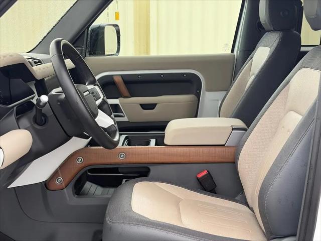 2022 Land Rover Defender 90 X-Dynamic S