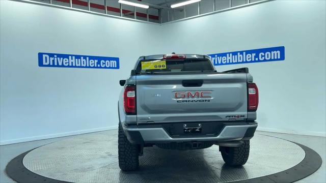 2023 GMC Canyon 4WD Crew Cab Short Box AT4X