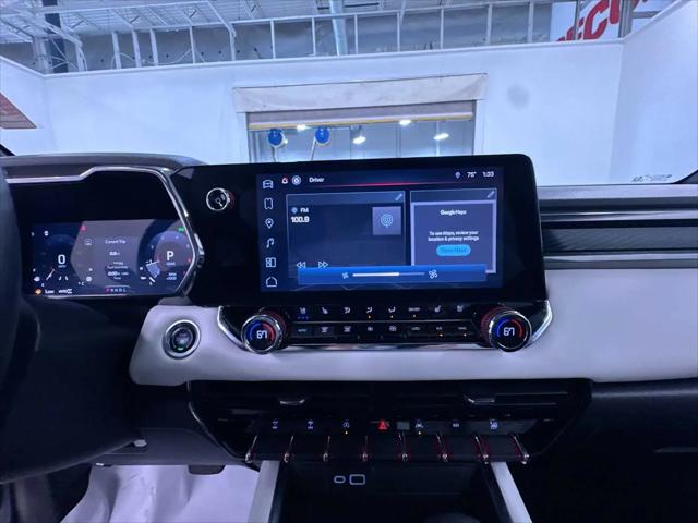 2023 GMC Canyon 4WD Crew Cab Short Box AT4X