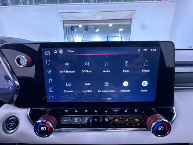 2023 GMC Canyon 4WD Crew Cab Short Box AT4X