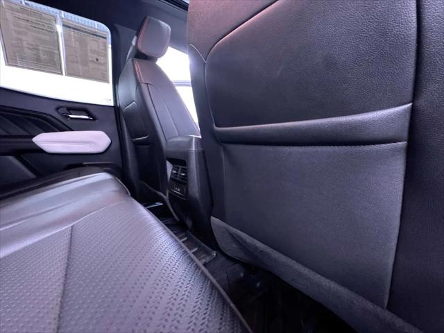 2023 GMC Canyon 4WD Crew Cab Short Box AT4X
