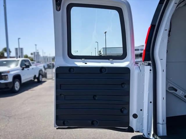 2026 Chevrolet Express Cargo Van 2500 Regular Wheelbase, WT, RWD