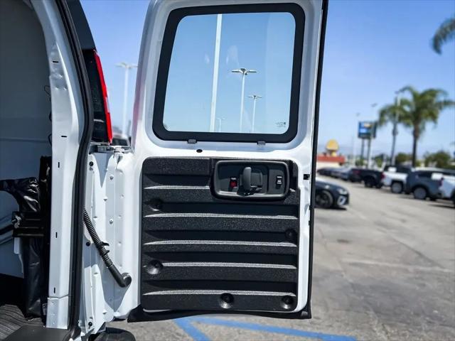 2026 Chevrolet Express Cargo Van 2500 Regular Wheelbase, WT, RWD