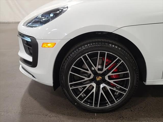2026 Porsche Macan S