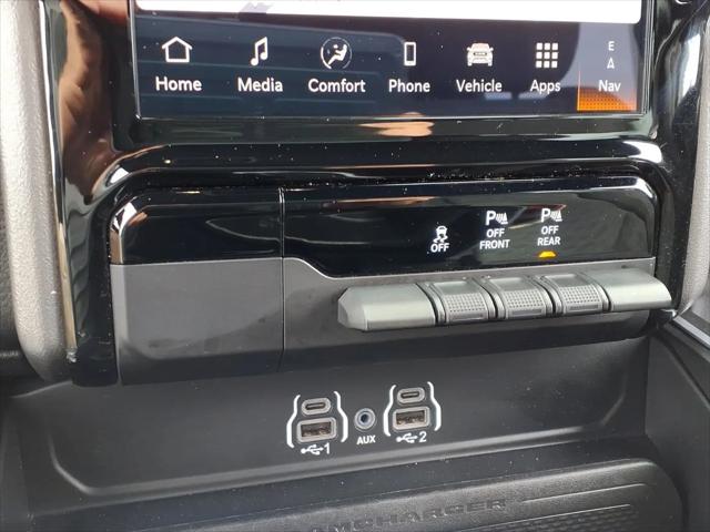 2025 Ram 1500 Big Horn Crew Cab 4x4 5'7" Box