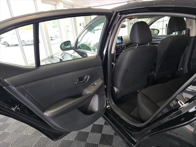 2024 Nissan Sentra SV Xtronic CVT