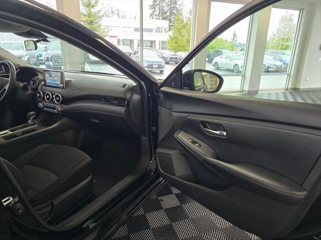 2024 Nissan Sentra SV Xtronic CVT