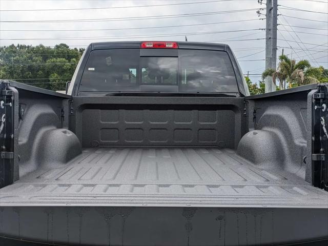 2026 Ram 2500 Black Express Crew Cab 4x4 64 Box