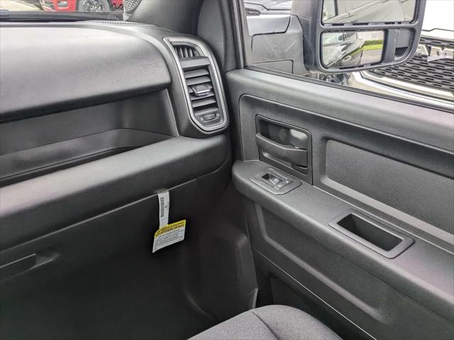 2026 Ram 2500 Black Express Crew Cab 4x4 64 Box