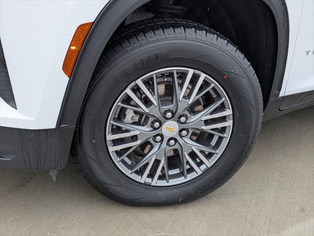 2024 Chevrolet Traverse FWD LS