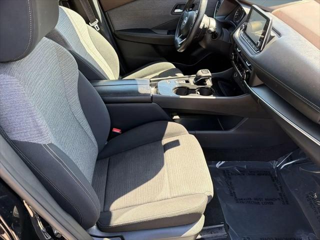 2023 Nissan Rogue SV FWD