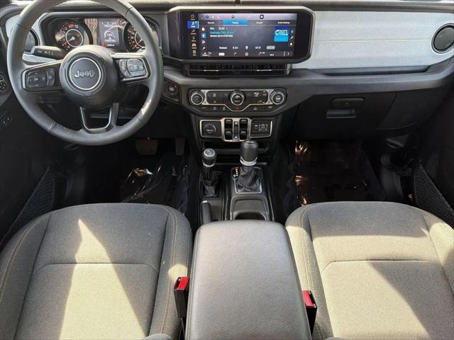 2025 Jeep Wrangler 4-Door Summit 4x4