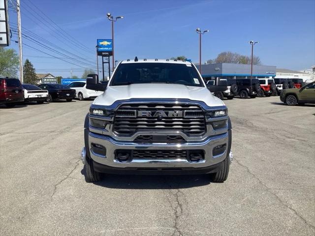 2026 RAM Ram 5500 Chassis Cab RAM 5500 TRADESMAN CHASSIS CREW CAB 4X4 60 CA 2026 RAM Ram 5500 Chassis Cab RAM 5500 TRADESMAN CHASSIS CREW CAB 4X4 60 CA