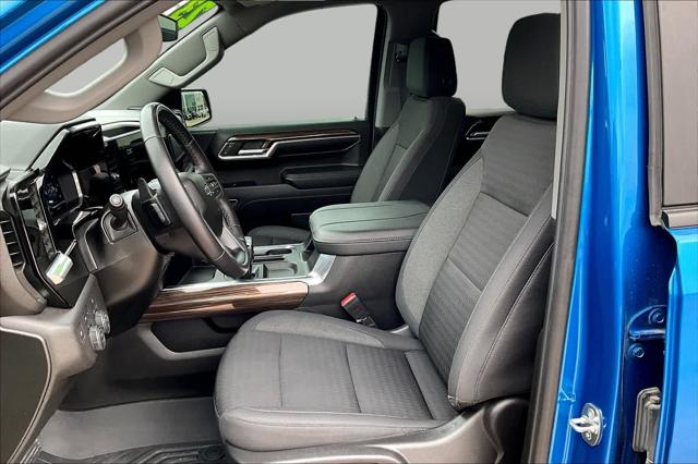 2023 Chevrolet Silverado 1500 4WD Crew Cab Short Bed RST