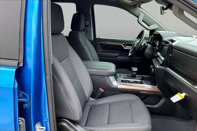 2023 Chevrolet Silverado 1500 4WD Crew Cab Short Bed RST