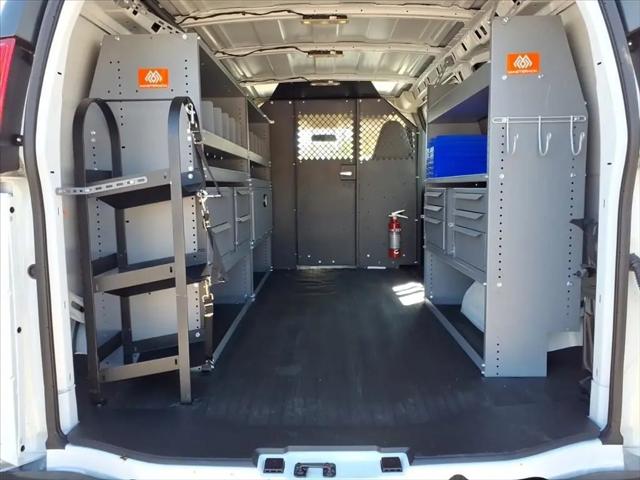 2026 Chevrolet Express Cargo Van 2500 Regular Wheelbase, WT, RWD