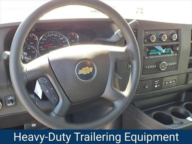 2026 Chevrolet Express Cargo Van 2500 Regular Wheelbase, WT, RWD