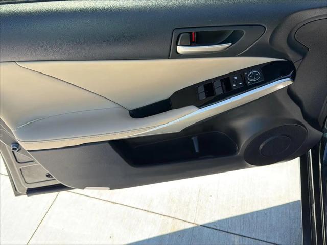 2017 Lexus IS 300 IS 300