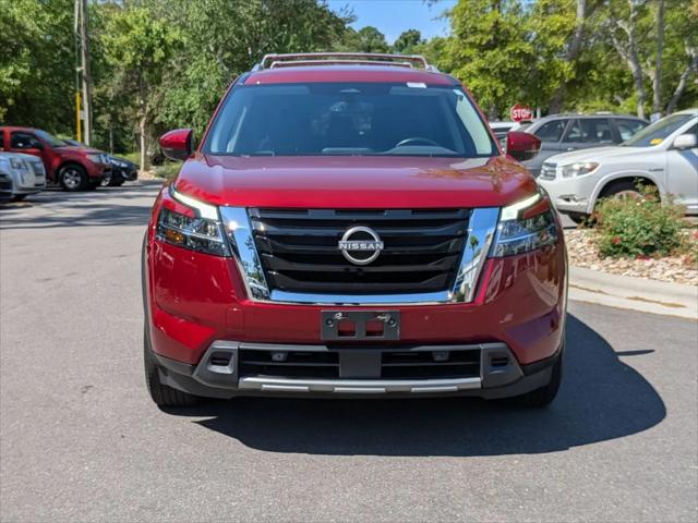 2023 Nissan Pathfinder SL 4WD