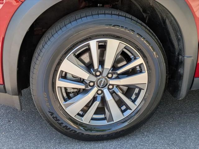 2023 Nissan Pathfinder SL 4WD