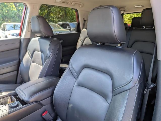 2023 Nissan Pathfinder SL 4WD