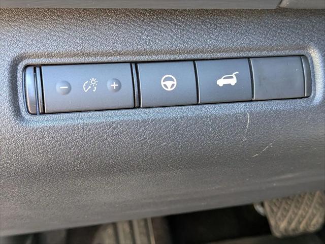2023 Nissan Pathfinder SL 4WD