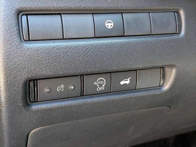 2023 Nissan Rogue SL Intelligent AWD