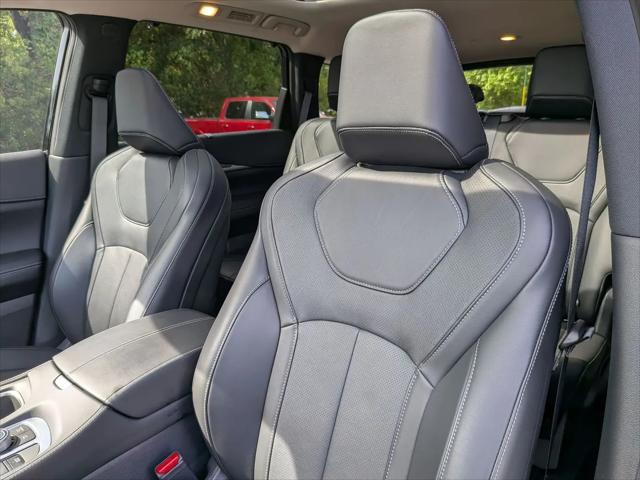 2025 INFINITI QX60 LUXE AWD