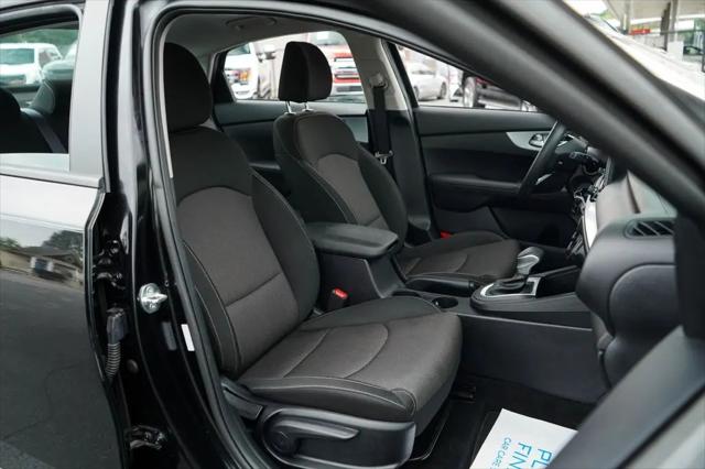 2024 Kia Forte LX