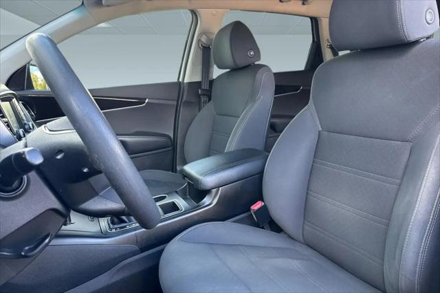 2019 Kia Sorento 3.3L LX