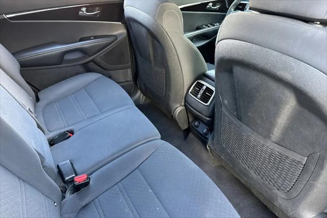 2019 Kia Sorento 3.3L LX