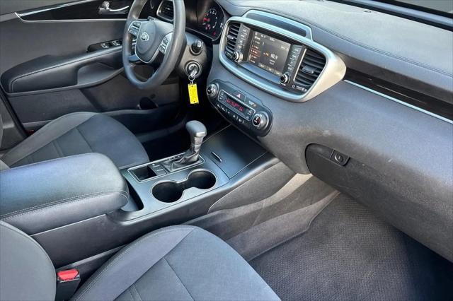 2019 Kia Sorento 3.3L LX