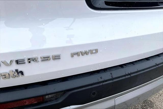 2026 Chevrolet Traverse AWD LT