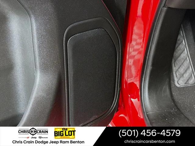 2022 Chevrolet Silverado 1500 4WD Crew Cab Short Bed Custom