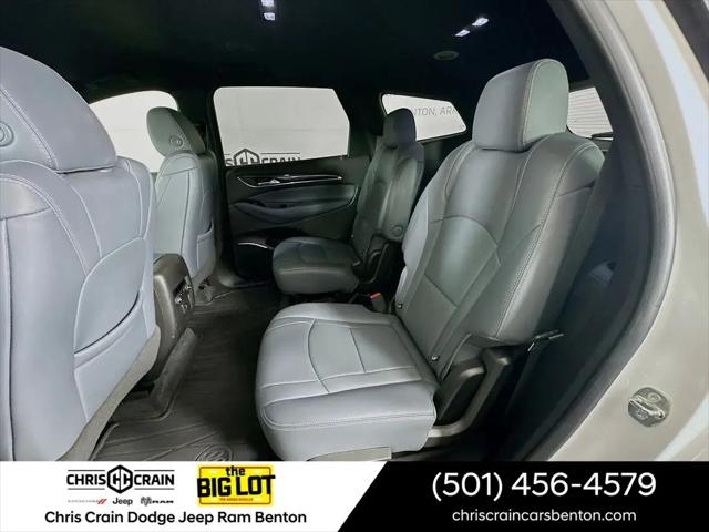 2023 Buick Enclave Essence FWD