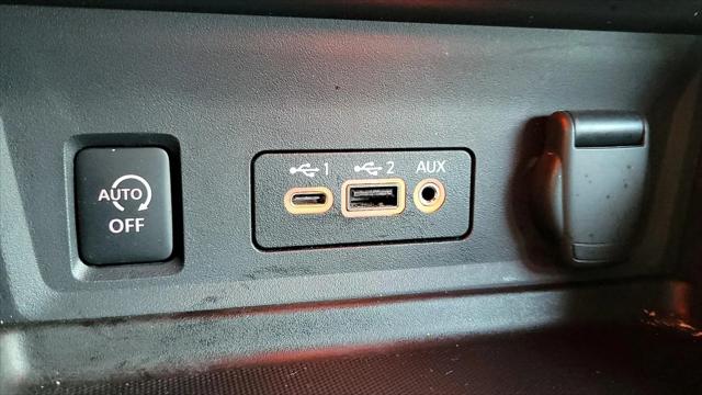 2024 Nissan Sentra SV Xtronic CVT
