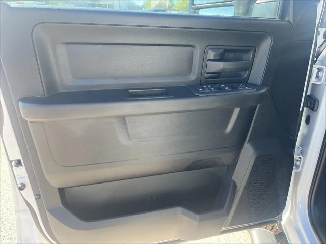2026 Ram 3500 Tradesman Crew Cab 4x4 8 Box