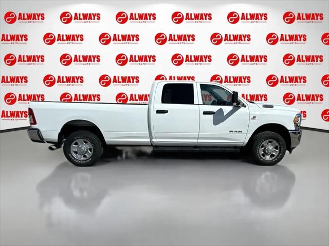 2022 Ram 3500 Tradesman Crew Cab 4x4 8' Box