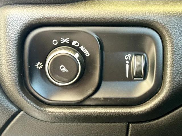 2022 Ram 3500 Tradesman Crew Cab 4x4 8' Box