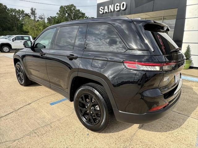 2025 Jeep Grand Cherokee Altitude 4x4